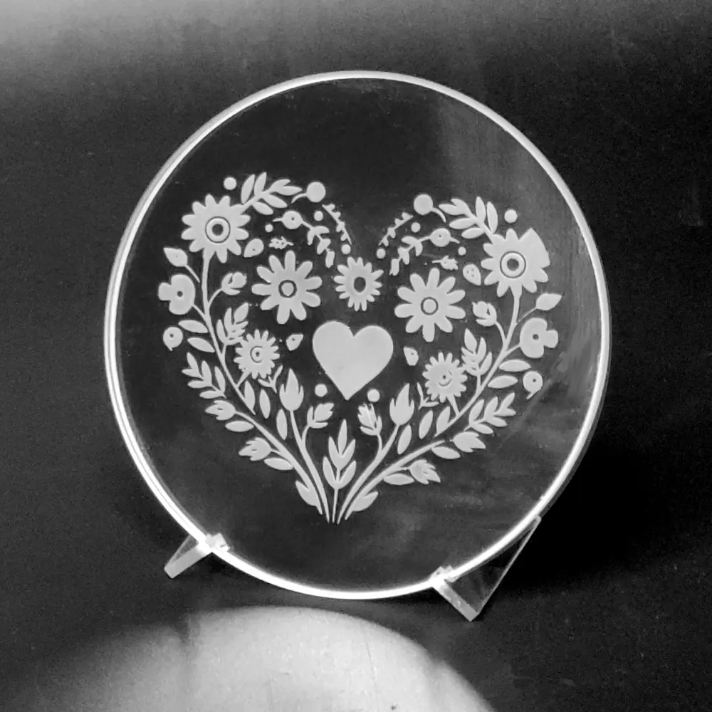Scandinavian Heart 2 Acrylic Easel