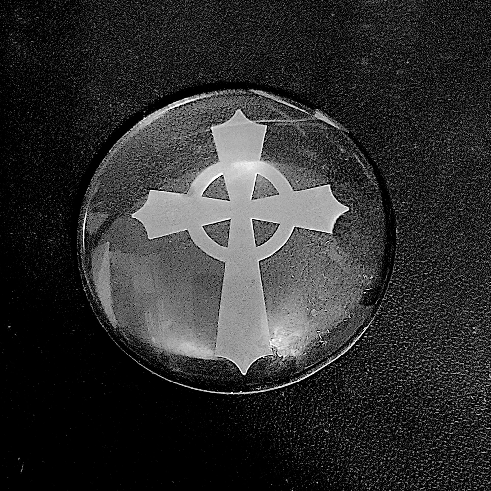 Celtic cross cabochon, Christian symbol gift, Irish heritage cross, faith collectible, spiritual strength emblem, Celtic Christian art, minimalist religious decor, eternal hope symbol