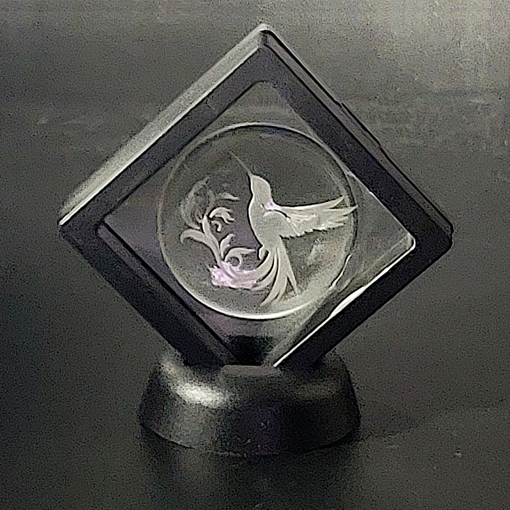 hummingbird cabochon, nature symbol gift, inspirational wildlife art, hummingbird collectible, minimalist nature decor, resilience symbol, handcrafted wildlife token, uplifting nature design